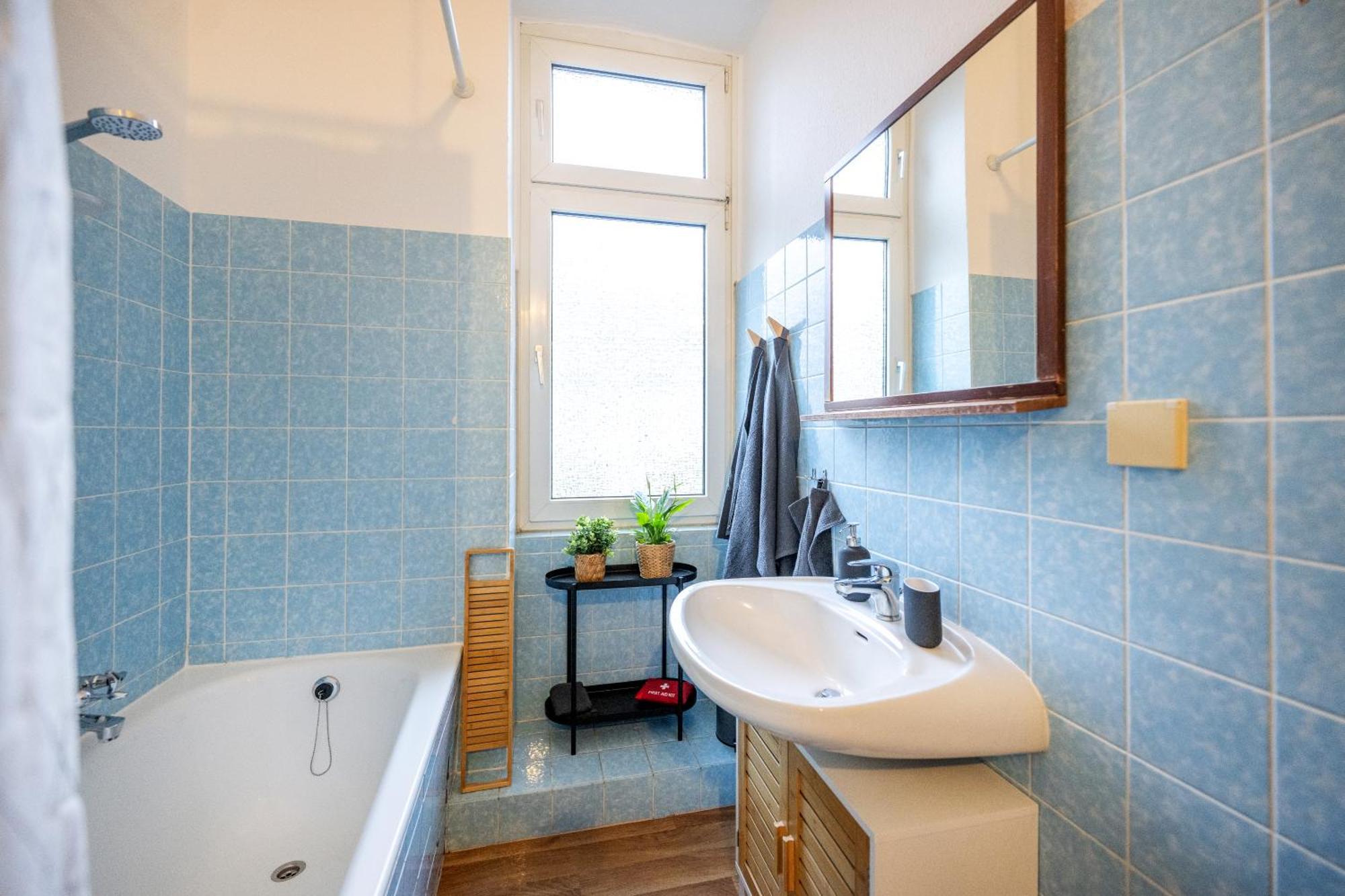 Suedstadt-Oase 1 Komfort Mit 2 Sz Und Balkon Koblenz  Dış mekan fotoğraf