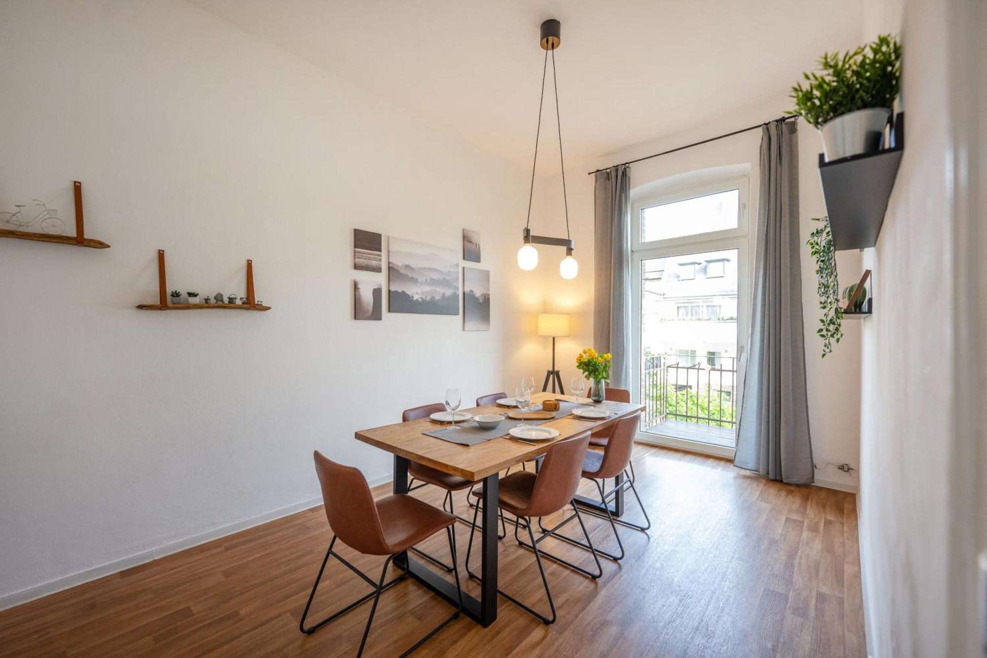 Suedstadt-Oase 1 Komfort Mit 2 Sz Und Balkon Koblenz  Dış mekan fotoğraf